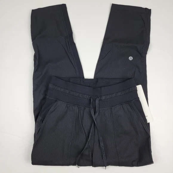 Lululemon Dance Studio Mid Rise Crop - Picture 3 of 7